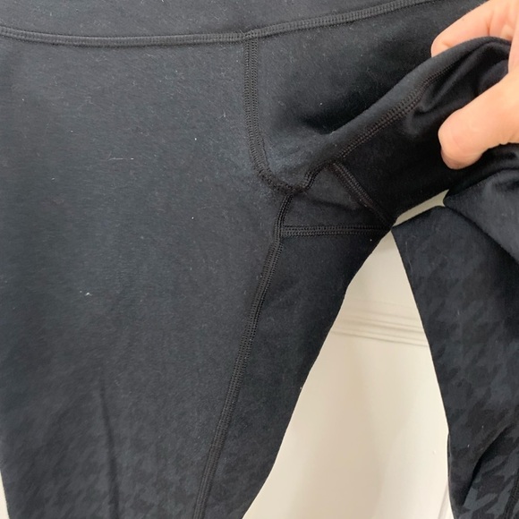 Lululemon Houndstooth Long Leggings - Picture 5 of 8